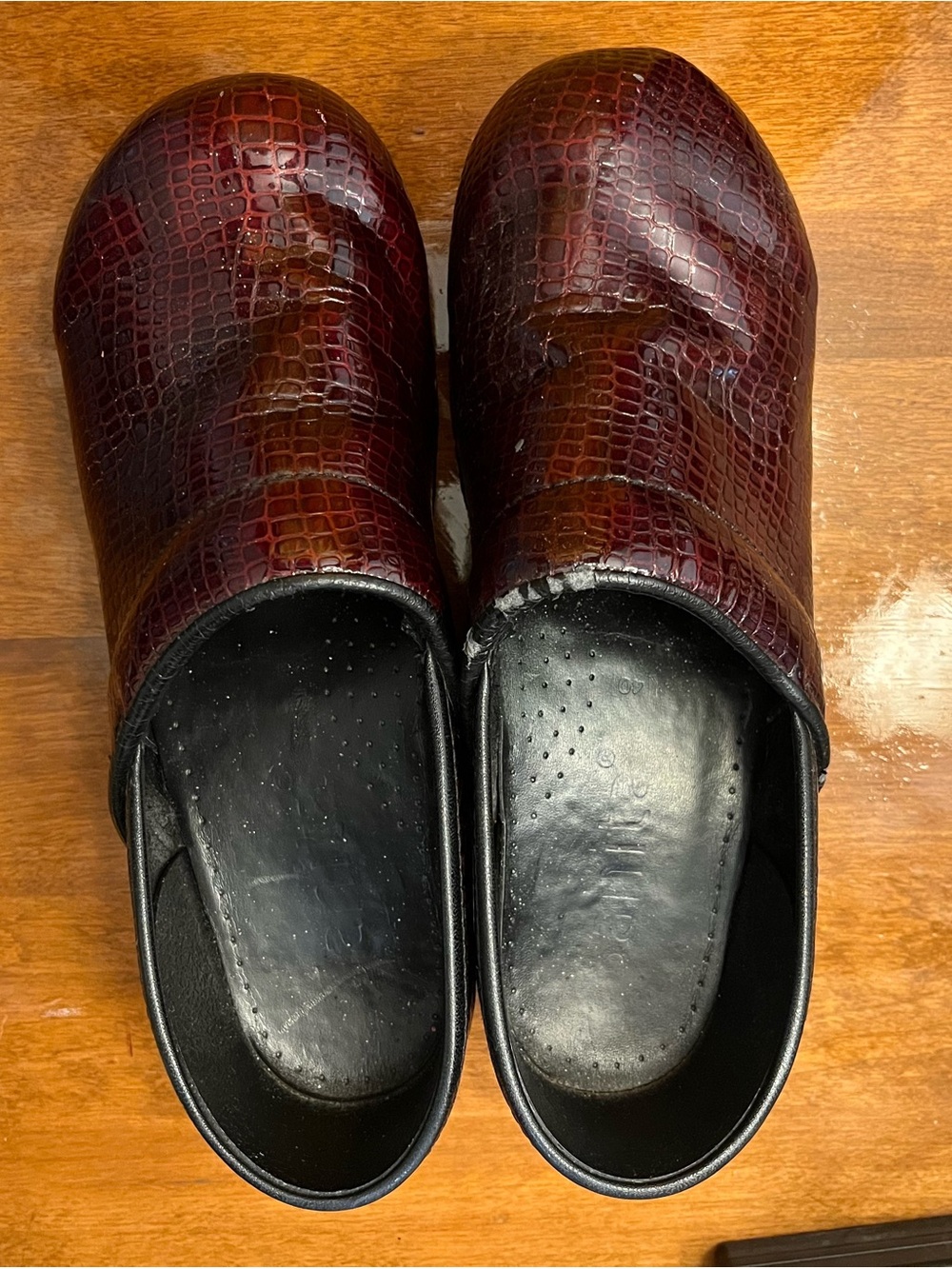 Sanita Women's Burgundy Croc-Embossed Slip-On Clogs